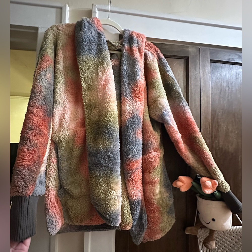 NWT hem & thread tie dye extra soft jacket with fitted cuffs